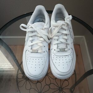 Nike Air Force 1 White Sneakers sz 7 Y